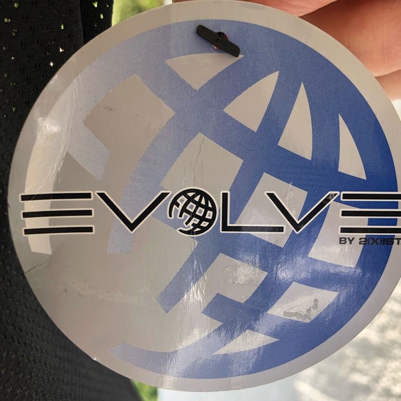 Evolve fit wear ladies top with zipper NWT - Picture 6 of 7